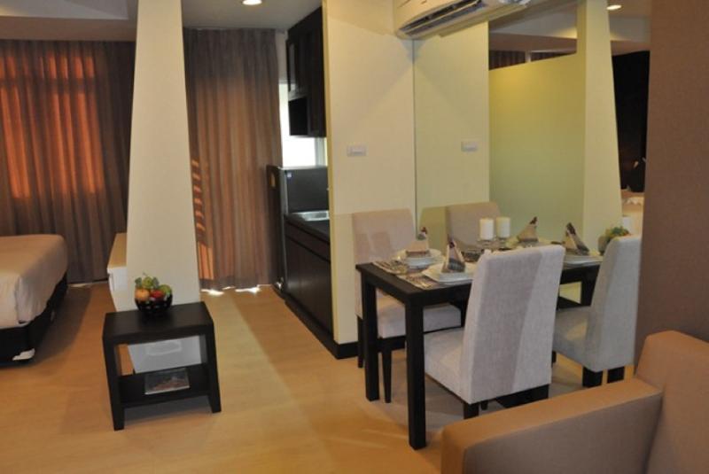 Kokotel Bangkok Dheva Thonglor Exterior photo